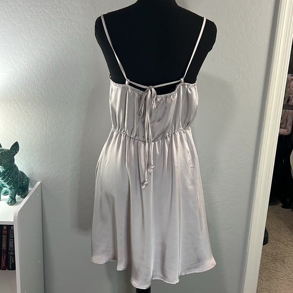 NWT Rewind Drape Neck Strappy Skater Dress Lilac Frost Size Medium - Picture 5 of 10